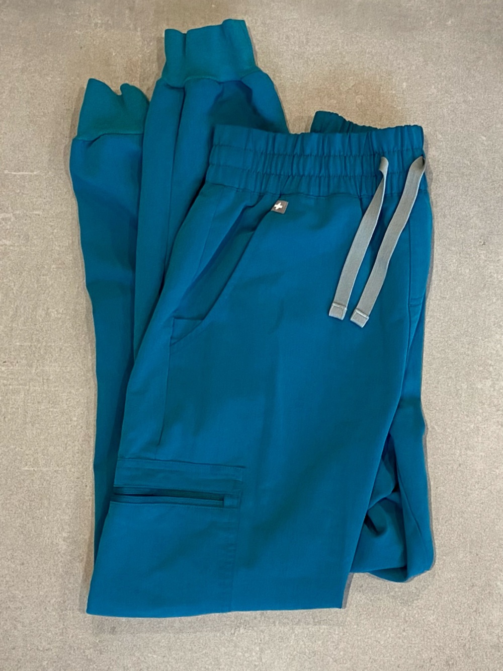 Figs Jogger Scrub Pants in Pacific Blue size XS